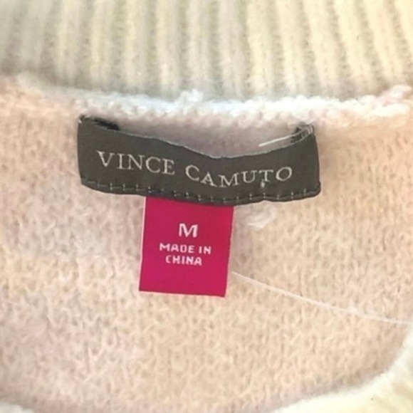 Vince Camuto Pink Heart Knit Sweater Womens Pearl Embellished Medium Valentine - Picture 3 of 11
